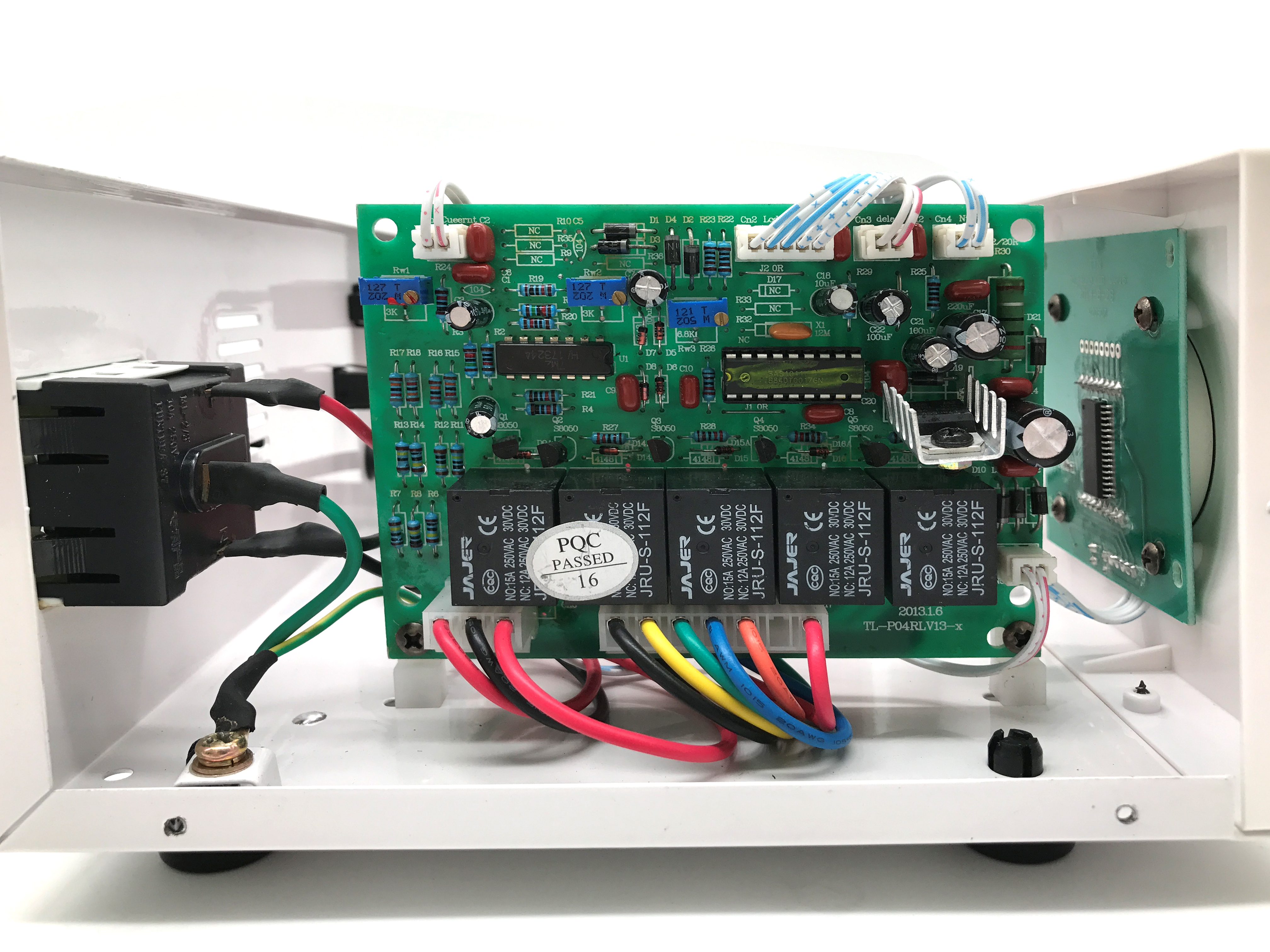 Stabilisateur de tension de contrôle de relais Affichage LED Nouvelle technologie Stabilisateur de tension automatique monophasé à courant alternatif
